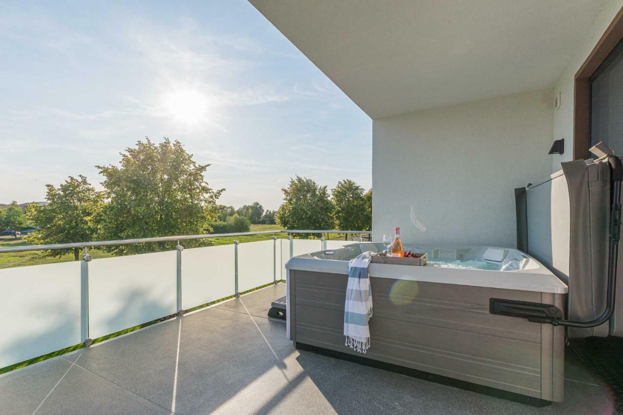 Luxus_Spa_Og_Fewo Quartier 4 _We 4_ Гёрен-Леббин Экстерьер фото